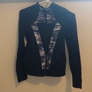 Ivivva sweater, never worn